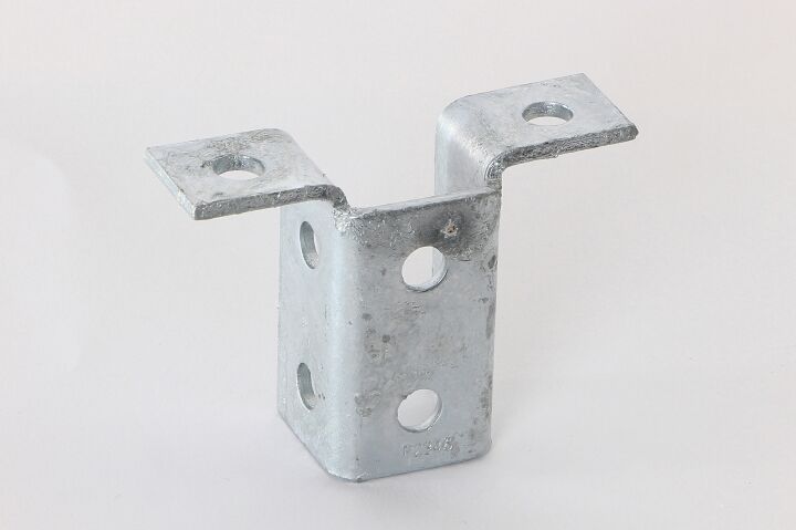Tyco Kreuzverbindungswinkel P2346, 137 x 98 x 6 mm, feuerverz., zu Schiene 41mm